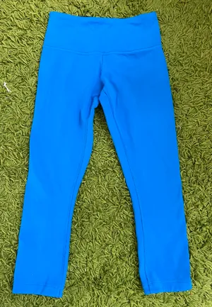 Lululemon Reversible Crop Yoga Pants thumbnail 4