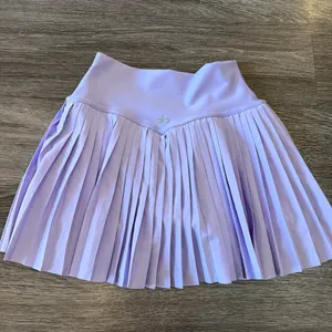 Alo Yoga High-Waist Pleated Purple Tennis Skirt thumbnail 6