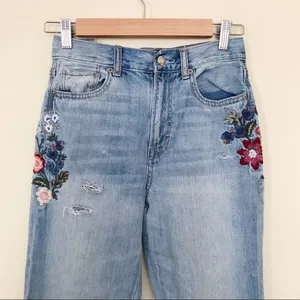American Eagle Mom Jeans Embroidered Ripped High Waist Ankle Light Wash 00 thumbnail 2