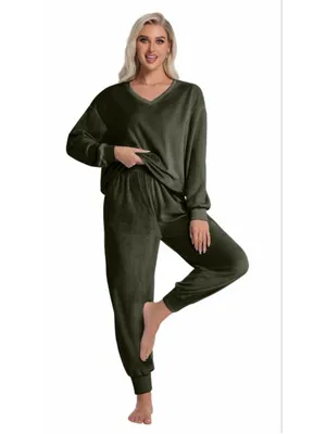 NEW Pajama Set Velvet Long Sleeve Pjs Soft Lounge Set 2 Piece M thumbnail 4