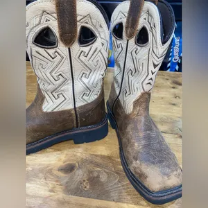 Ariat Wolverine size 5.5 Brown and tan leather cowboy work boots with steel toe thumbnail 4