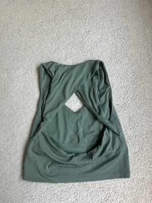 Aerie offline top thumbnail 2