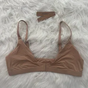 Skims Adaptive Fits Everybody Triangle Bralette Clay Size Large thumbnail 2
