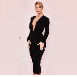 House of CB NWT Mira Dress size XS thumbnail 3