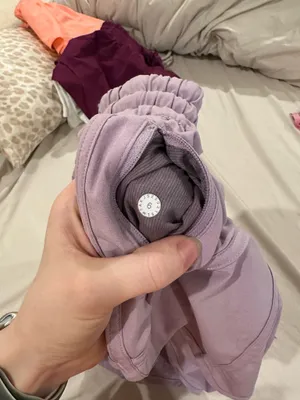 Tracker Lululemon 4 thumbnail 4