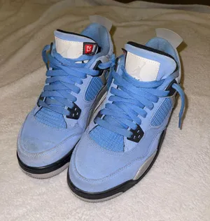 Jordan 4 University Blue thumbnail 3