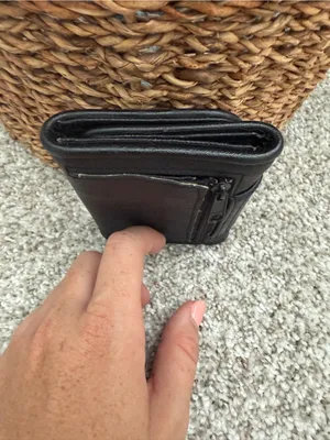Vintage 1990’s L’egent black leather wallet thumbnail 4