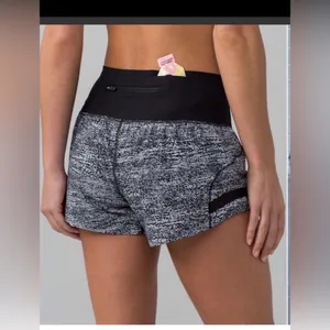 Lululemon Pace Perfect Short (3") Air Time White Black /Black 🍋 new without tags thumbnail 3