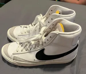 Nike High Top Blazers thumbnail 1