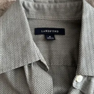 LANDS’ END‎ Button Down Shirt Size 4 thumbnail 3