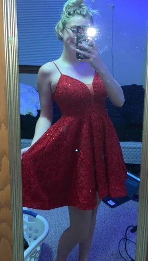 Red Homecoming Dress Size 2 thumbnail 1