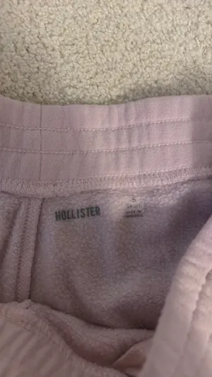 Hollister Sweatpants thumbnail 2