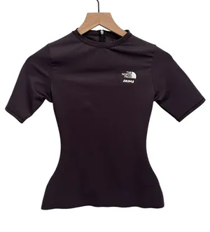 The North Face TNF X SKIMS Refina Short Sleeve Top Phoenix Small New thumbnail 1