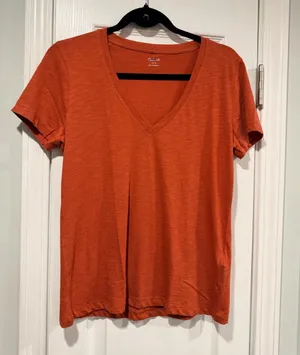 NWOT Madewell Size S Burnt Orange V Neck Short Sleeve Slub Cotton Tee Shirt thumbnail 1