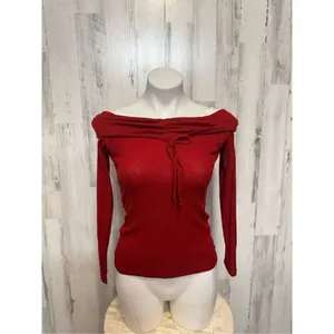 Red long sleeve top Red thumbnail 2