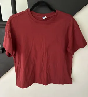 Old Navy tee shirt thumbnail 1