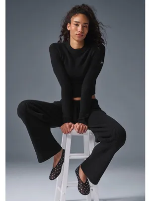 Alo Yoga Snuggle Up Sweater Long Sleeve Black S thumbnail 4
