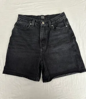 Urban Outfitters High Rise Mom Shorts thumbnail 1