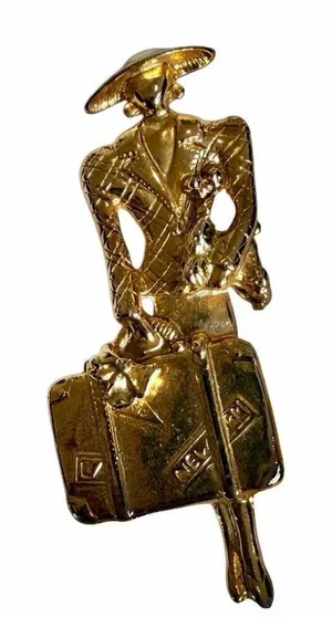 Figural Traveler Brooch Gold Tone thumbnail 1