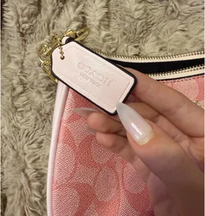 Teri Shoulder Bag Pink thumbnail 5