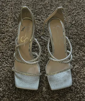 Jessica Simpson heels never worn size 7.5 thumbnail 1