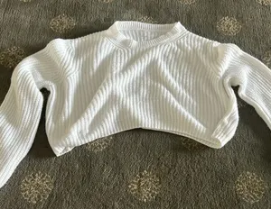 Shein White Cropped Sweater thumbnail 1