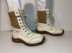 UGG SN 3235 shearling winter snow lace up boots women size 7 thumbnail 1