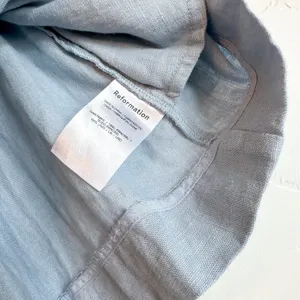 Reformation | Hailey 100% Linen Low Rise Mini Skirt in Mineral Blue‎ thumbnail 9