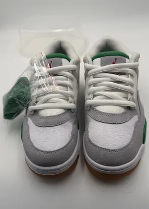 Jordan 4 RM Gray Size 6 thumbnail 1