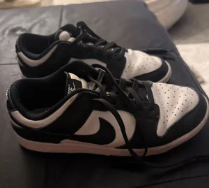 Nike Panda Dunks thumbnail 1
