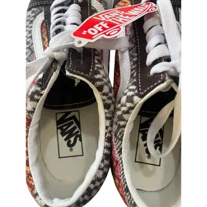 Vans NWT Fair Isle Old School Sold Out Sweater Sneaker Shoe Size 7.5 Men 9 Women thumbnail 5