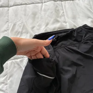 Athleta Running Shorts Womens Small Black 2-in-1 Liner‎ Pockets Activewear Gym thumbnail 4