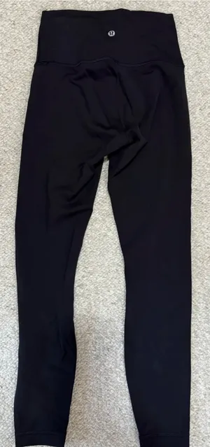 Wunder Under Lululemon Leggings thumbnail 2