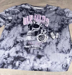 Oversized Graphic Tee thumbnail 1