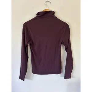 The North Face womens top size S maroon quarter zip ribbed material thumbnail 3