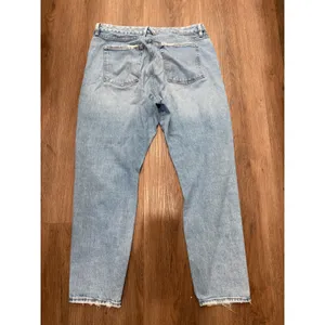 Good American High Rise Straight Leg Light Wash Blue Jeans GGHNF235T Size 15‎ thumbnail 3