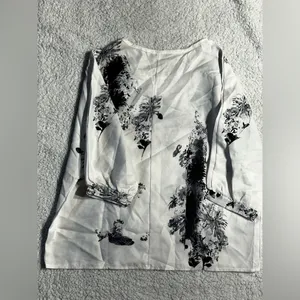Blouse size medium Black thumbnail 4