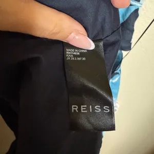 Reiss Kaia Linen Halter Neck Midi Dress‎ Size 6 Black Blue Keyhole Vacation thumbnail 7