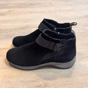 Easy Spirit Womens‎ Hadely Black Faux Suede Ankle Boots Comfort Casual Size 7 M thumbnail 4