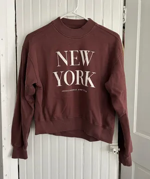 Abercrombie Crewneck thumbnail 1