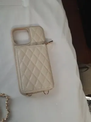 Cream Quilted Phone Case With Crossbody Chain Strap & Chain wrislet Iphone 14 Pr thumbnail 7