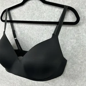 Victoria's Secret Women's Wireless Bra Lightly Lined In Black, Size 38DD thumbnail 2