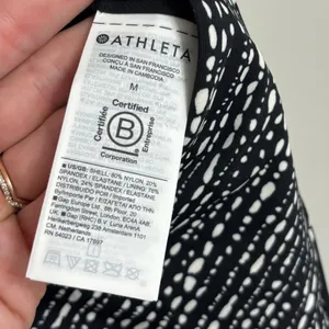 NEW Athleta Hermosa Printed One Piece Swimsuit - Size M thumbnail 8