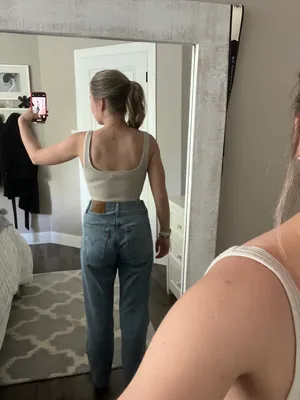 Aritzia Cream Cropped Tank thumbnail 5