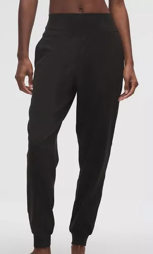 Lululemon Align Joggers 25" thumbnail 1