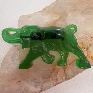 Vintage Green Plastic Elephant‎ Brooch UV Glow Fluorescent Animal Pin SKU 275 thumbnail 2