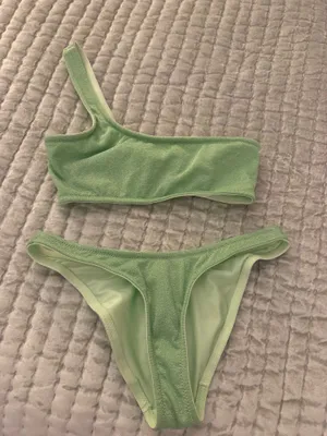 Triangl Bikini Set thumbnail 1