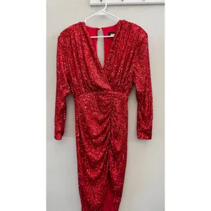 NWOT Alexia Admor Silena Surplice Midi Dress Red Sequin V-Neck Womens Size XS thumbnail 4