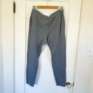 TNA | Aritzia Knit Waffle Drawstring Jogger Sweatpants in Grey‎ size Large thumbnail 2