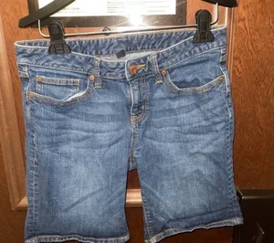 Gap Women’s Blue Denim Jean Shorts - 8 thumbnail 1